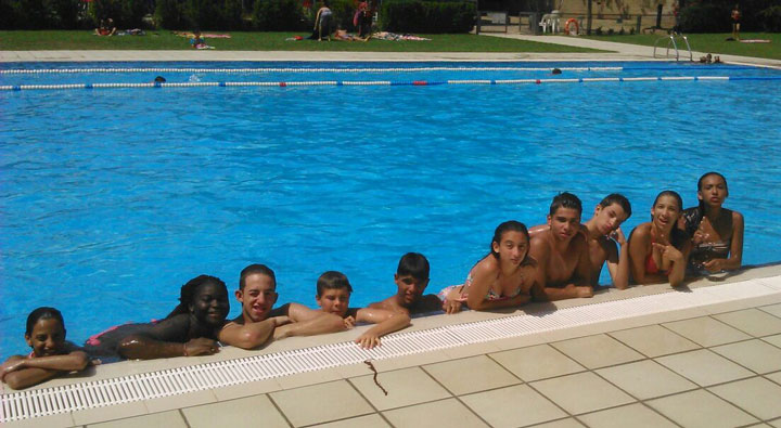 piscinajoves